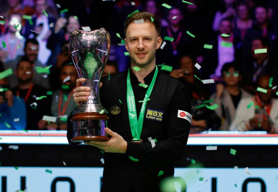 经走进了球 经走进了球